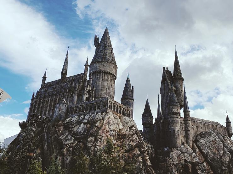 50+ Harry Potter "Skulle du hellre?" Frågor för Potterheads