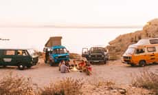 Best 5 Road Trip Games for Adults 🚗