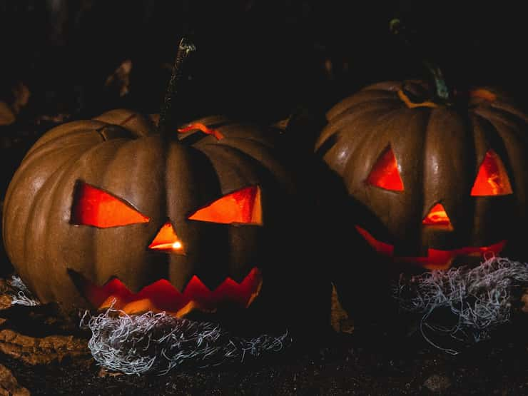 Halloween drankspellen 🎃 met ideeën en decoratie