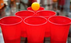 Pivski pong Igra pijenja: pravila i vodiči