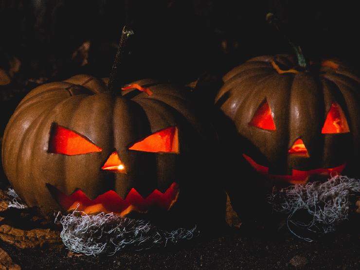 Halloween: Nápojové hry, nápady a dekorace