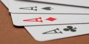 Indian Poker Trinkspiel: Spielregeln & Anleitung